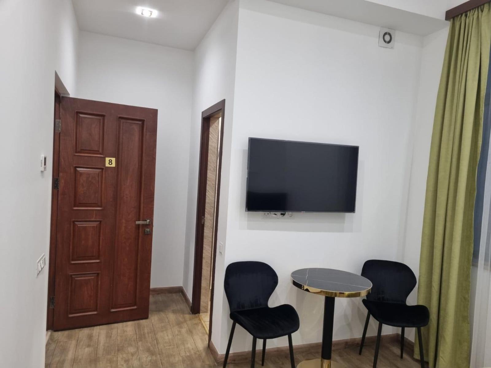 Days Hotel Ереван Экстерьер фото